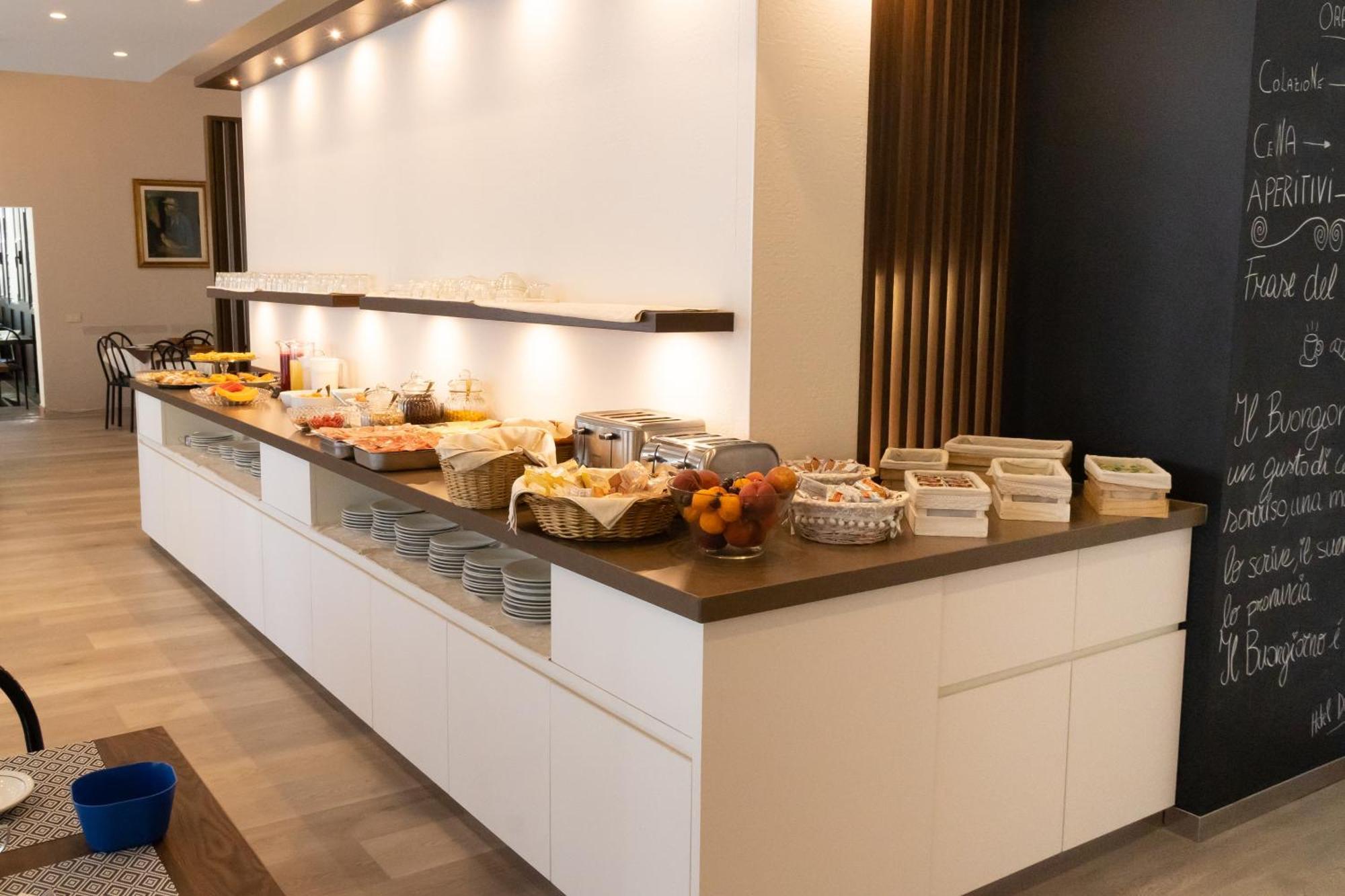 Hotel Dafne Punta Marina