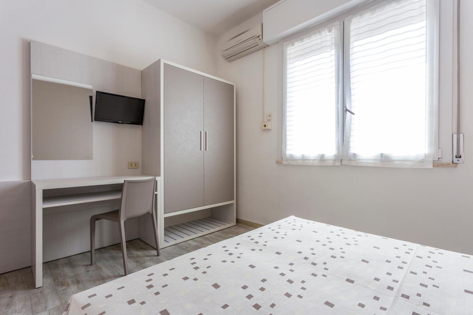 Dafne Hotel