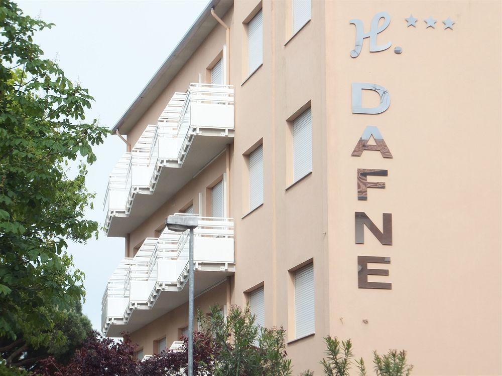 Hotel Dafne 3*