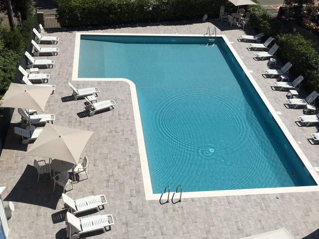 Dafne Hotel 3*